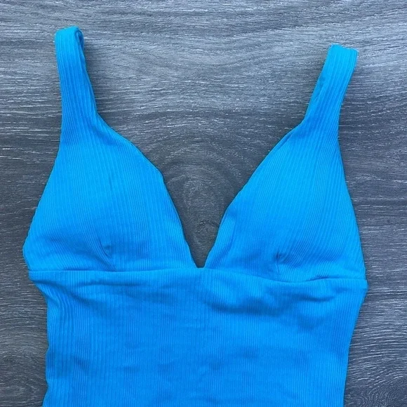 L*space Katniss One Piece, island - Picture 4 of 11